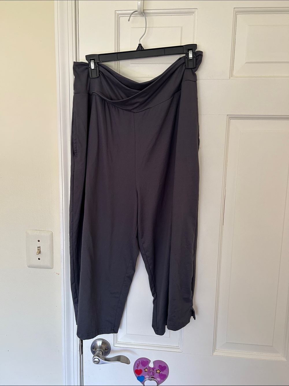 Women’s Fold-Over Waist Relaxed Gaucho Capris - Dark Gray